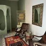 Riad Panthera, Medina