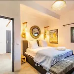 Villa K&R