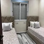Appart A Marrakech,Spacieux, Calme Et Propre