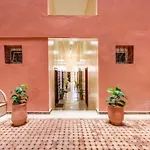 Appartement Avec Terrasse Et Piscine