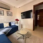 Stylish & Comfy Gem 5 Star Location Balcony