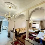 Luxury Apartment In The City Center