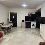 Appartement 20 3Em Etage Avec Balcon