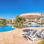 Relax Front Of Pool - Golf- Fiber Optic