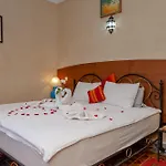 Riad Losra