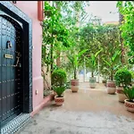 Riad Les Fleurs De Lys De Al Qaria Assiyahia