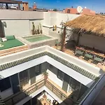 Riad Louisa Spa, And Pool