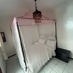 Riad & 4 Bedrooms With Pool Views