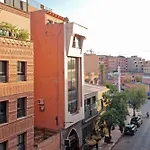 Appartement Elegant Et Securise Au Centre De Marrakech