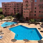 Appart Avec Piscine Et Parking 23
