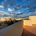 Private Villa, 7 Min To Center, Not Overlooked