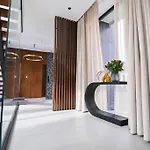 Villa Luxe, Golf, Spa & Cinema