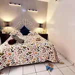 Chez Jasmeene