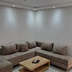 Appartement Paisible Situe En Plien De Gueliz