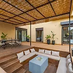 Villa De Plain-Pied Avec Piscine Chauffee A Marrakech