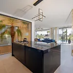 Luxury Villa Front Golf-Pool