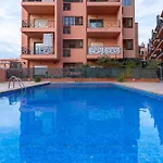 Cozy And Practical In Majorelle - Pool