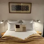 Appartement Elegant Et Spacieux Pres De Carre Eden