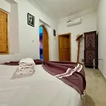 Riad Flottement Des Songes