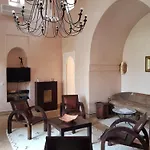 Villa Amira