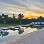 Villa Piscine Privee Sans Vis A Vis , Vue Superbe , Proche Centre - Fibre Optique Wifi