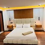 Superbe Duplex 3 Chambres Gueliz Avec Piscine !