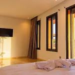 La Villa Majorelle - Pool & Jacuzzi