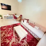 Appartements Saphir Vus Piscine Adapte Au Famille
