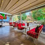 Hotel Racine