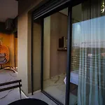New And Luxurious Apartment With A Pool