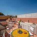 Riad Dar Makhzne-Location Exclusive Du Riad Entier 4 Chambres & Terrasse