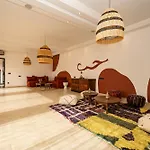 Villa Lilas - Piscine, Jardin & Cinema