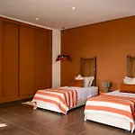 Villa Lilas - Piscine, Jardin & Cinema