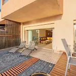 Luxury Apartment With Hot Tub And Spectacular Views