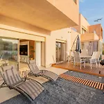 Luxury Apartment With Hot Tub And Spectacular Views