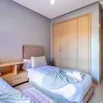 Waterfront - Garden Level - Prestigia