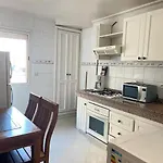 Chic Apartment In City Center