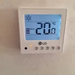 Bel Appartement A Marrakech Dans La Residence Pearl Garden Avec Piscine Situee Sur La Route De Casablanca Sa Grande Terrasse A Une Splendide Vue Sur La Ville Et Les Montagnes De L\'Atlas A Quelques Minutes Du Centre Ville Et Du Grand Stade De Marrakec