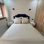 Modern Stay 3 Bedroom City Center With Balcony