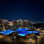 Apartment Pool