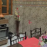 Cozy Apartment Near Airport