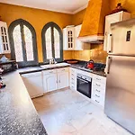 Charming Townhouse In Marrakech