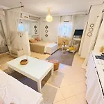 Comfort Bubble Ideally Located In Gueliz
