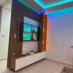 Modern Apartment With Fully Equipped Kitchen Perfect Location In Marrakech