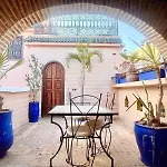 Riad Bonheur