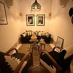 Riad La Petite Dar, 4 Chambres, 5 Min Place Jamaa El Fna