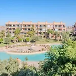 Luxury 2Br With Pool & Garden View Balcony