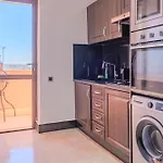 Luxury 2Br With Pool & Garden View Balcony
