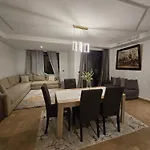 Cosy Apartment Stay With Garden And Pools