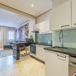 Brand New And Stylish Appart Hotel Best Location